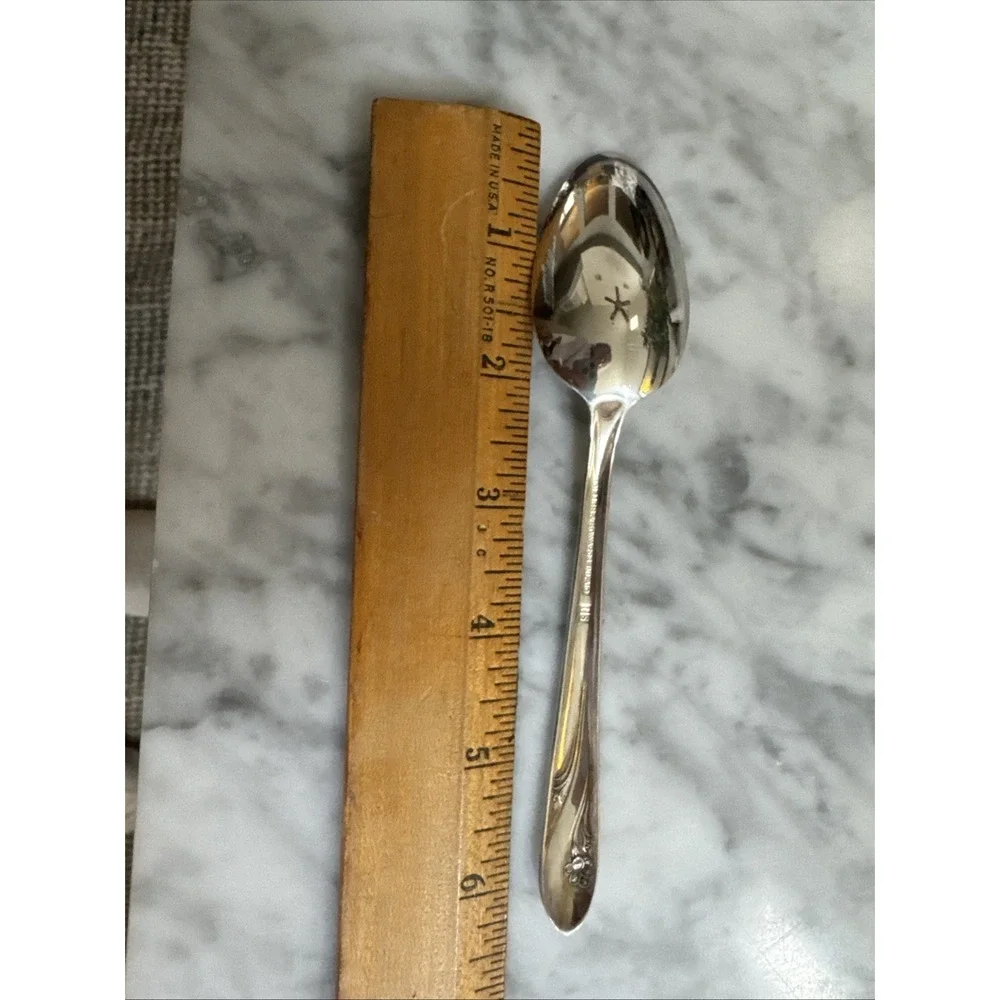 Holmes &Edwards ROMANCE Silverplate Flatware Set Of 4 Teaspoons